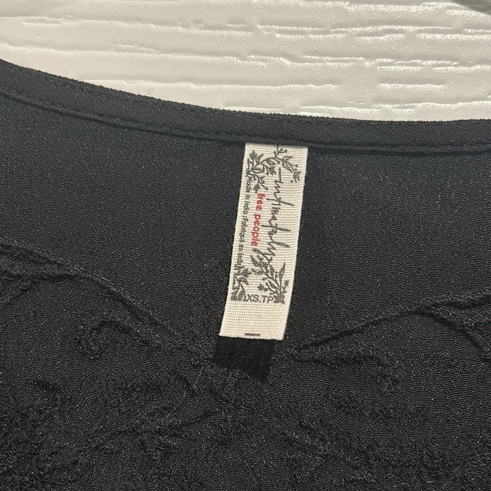 Free People black embroidered flouncy bodysuit! - Picture 3 of 4